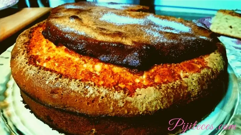 Bizcocho de canela con azúcar caramelizado