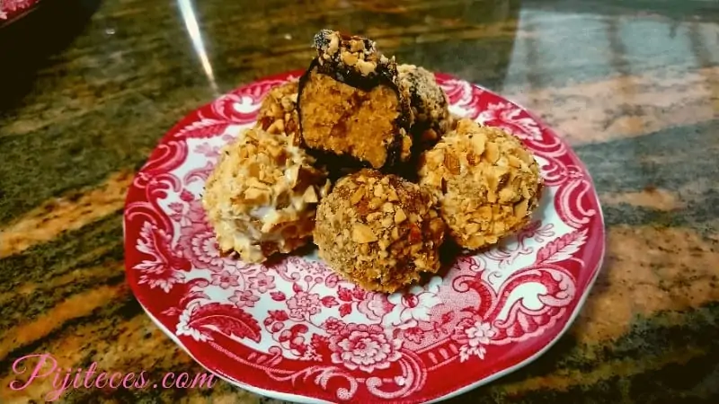Bombones de bizcocho de aprovechamiento