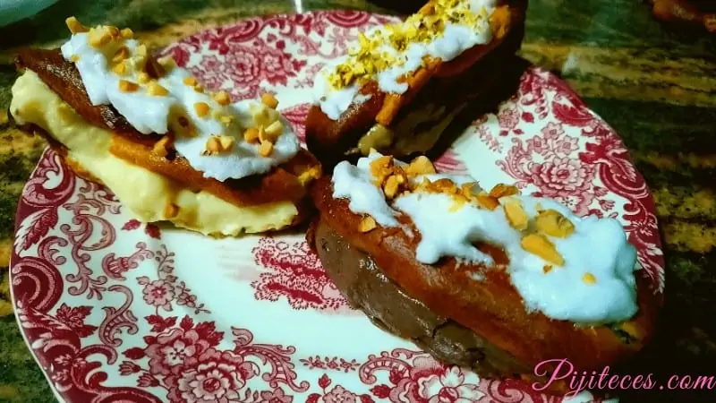 Petisús o Éclairs de horchata y crema pastelera