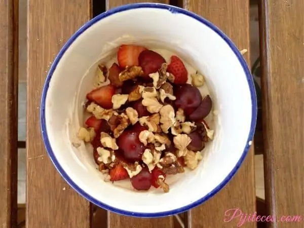 Bol de frutas saludable