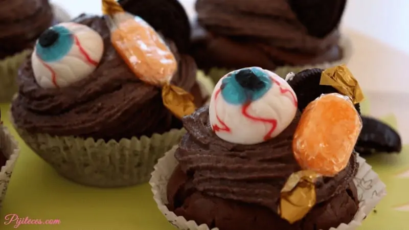 Cupcakes de chocolate para Halloween