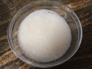 Leche espumada para tortitas