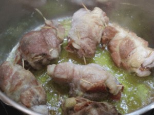 Rollitos rebozados fritos