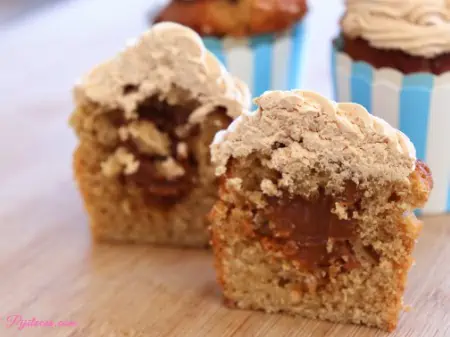 Cupcakes de dulce de leche rellenos